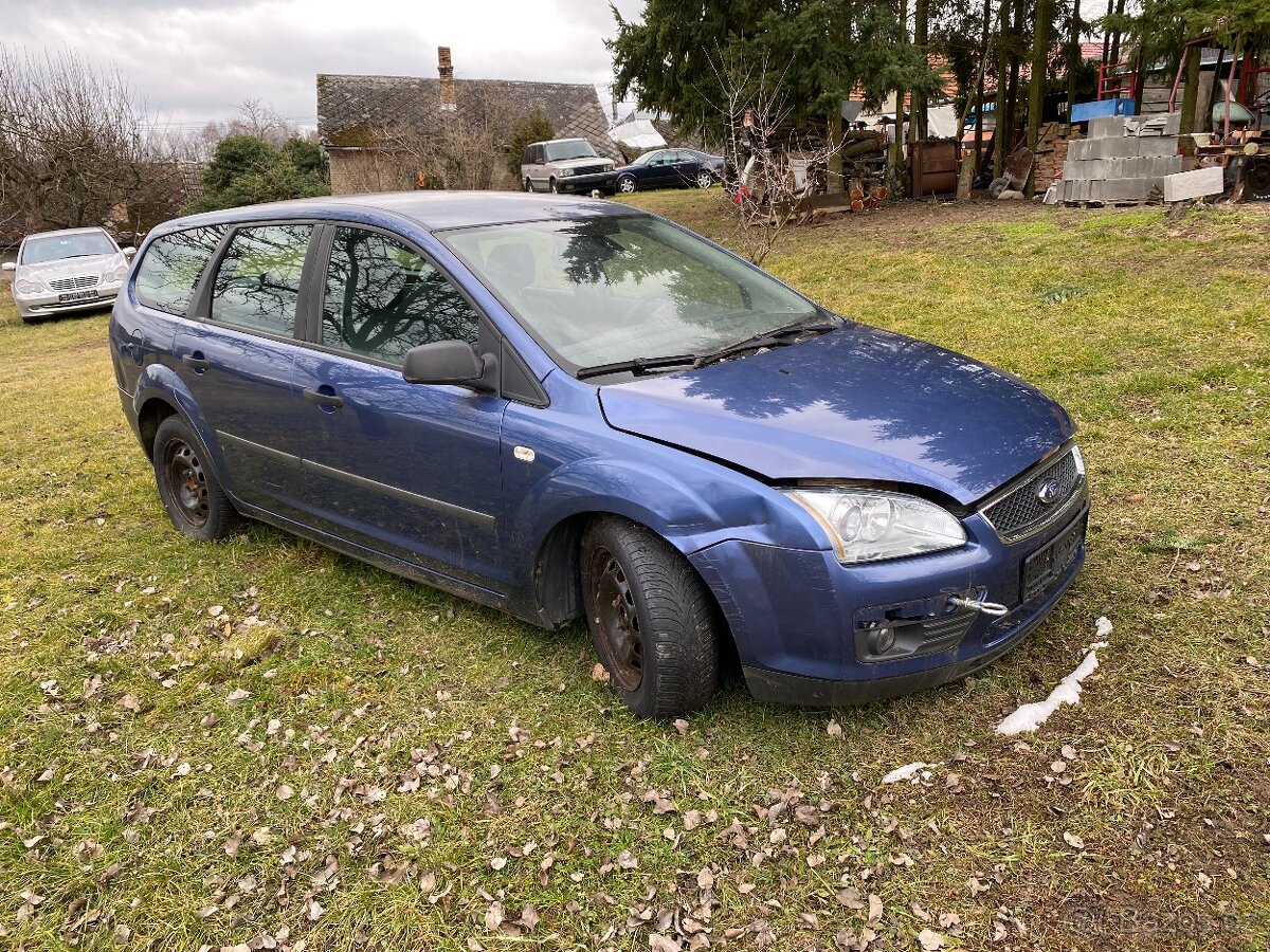 Ford Focus na náhradní díly