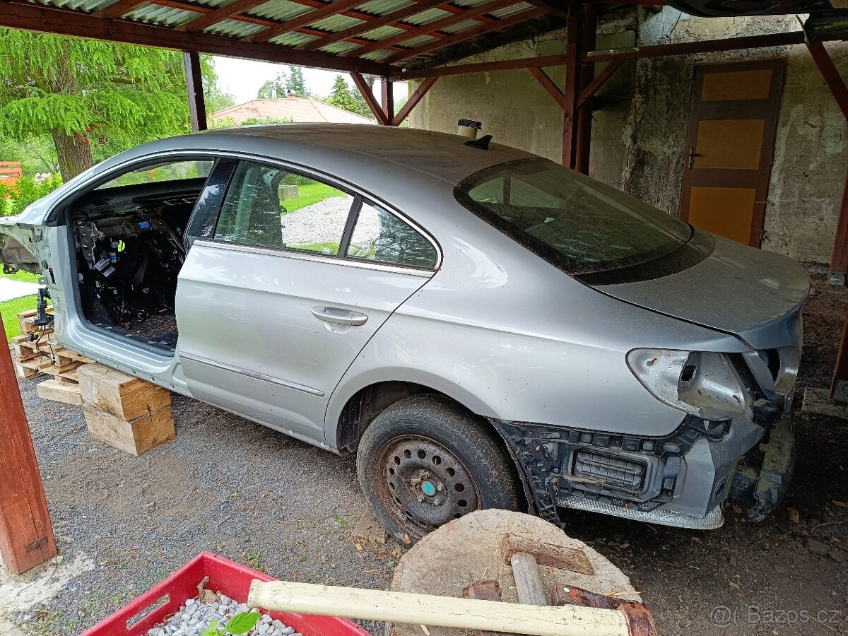 VW CC 2010 dveře