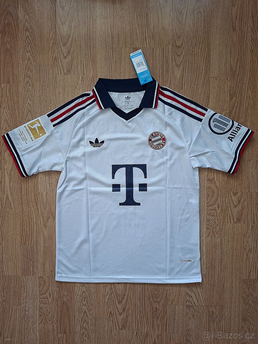 Bayern Mnichov 26/27 Away