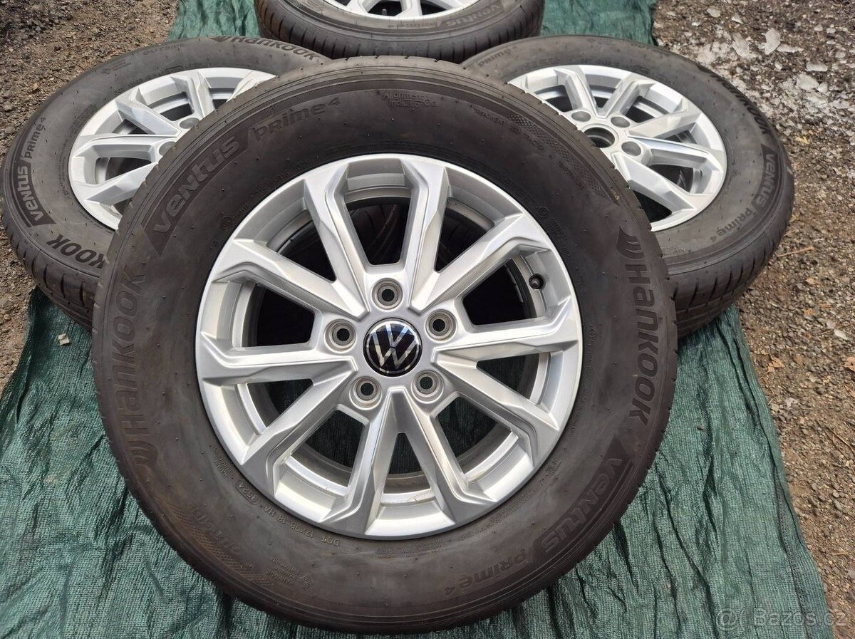 Nová letní kola Volkswagen T7 Multivan R16
