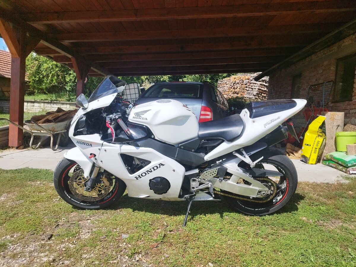 Honda CBR 954 RR Fireblade