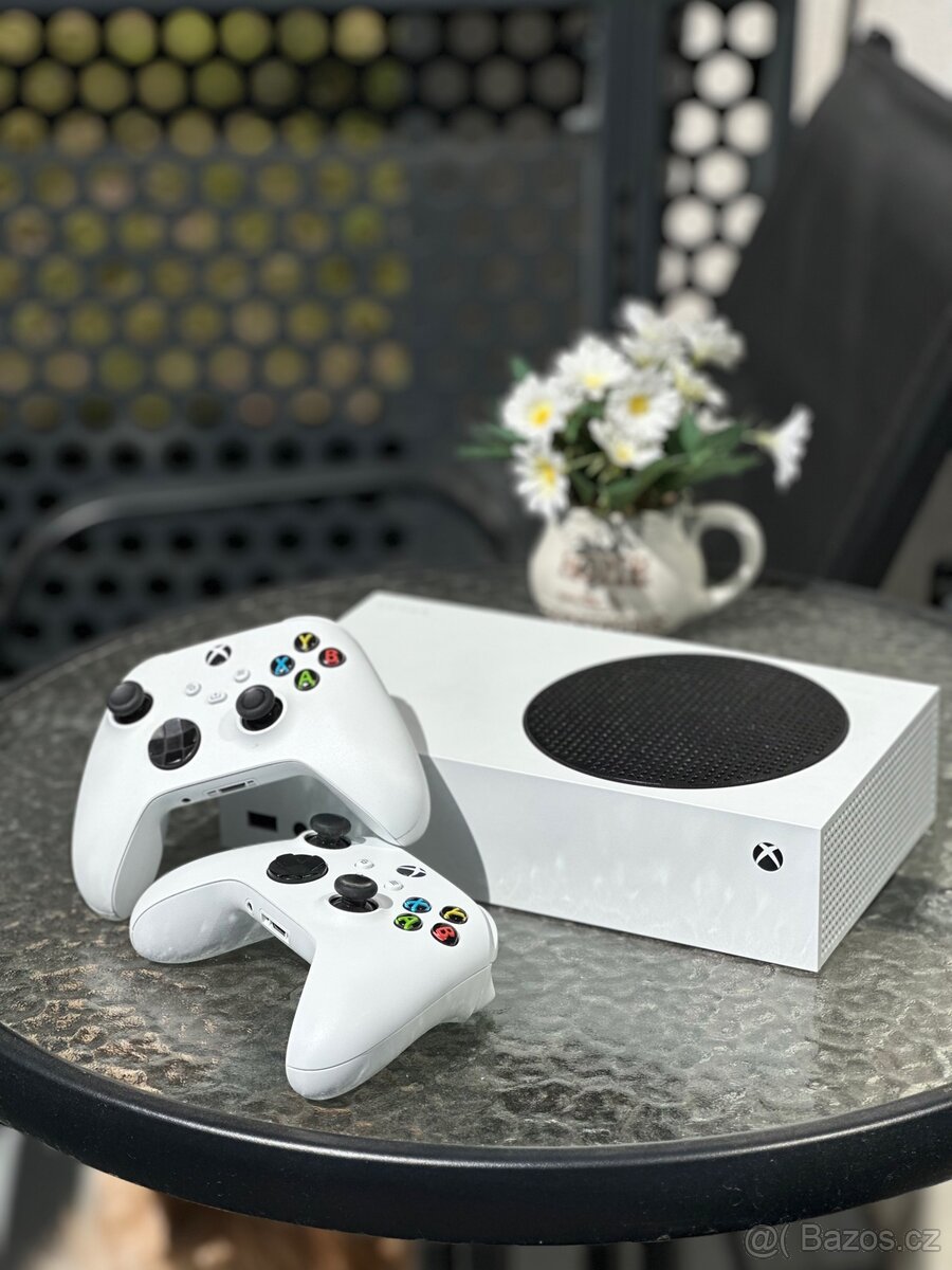 Xbox Series S 512gb White (2 ovladače)