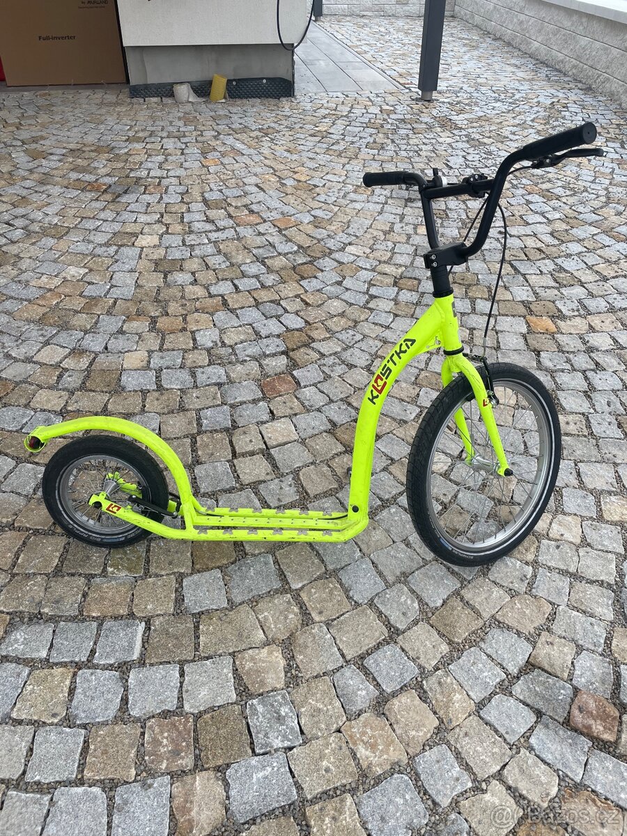 2x koloběžka kostka