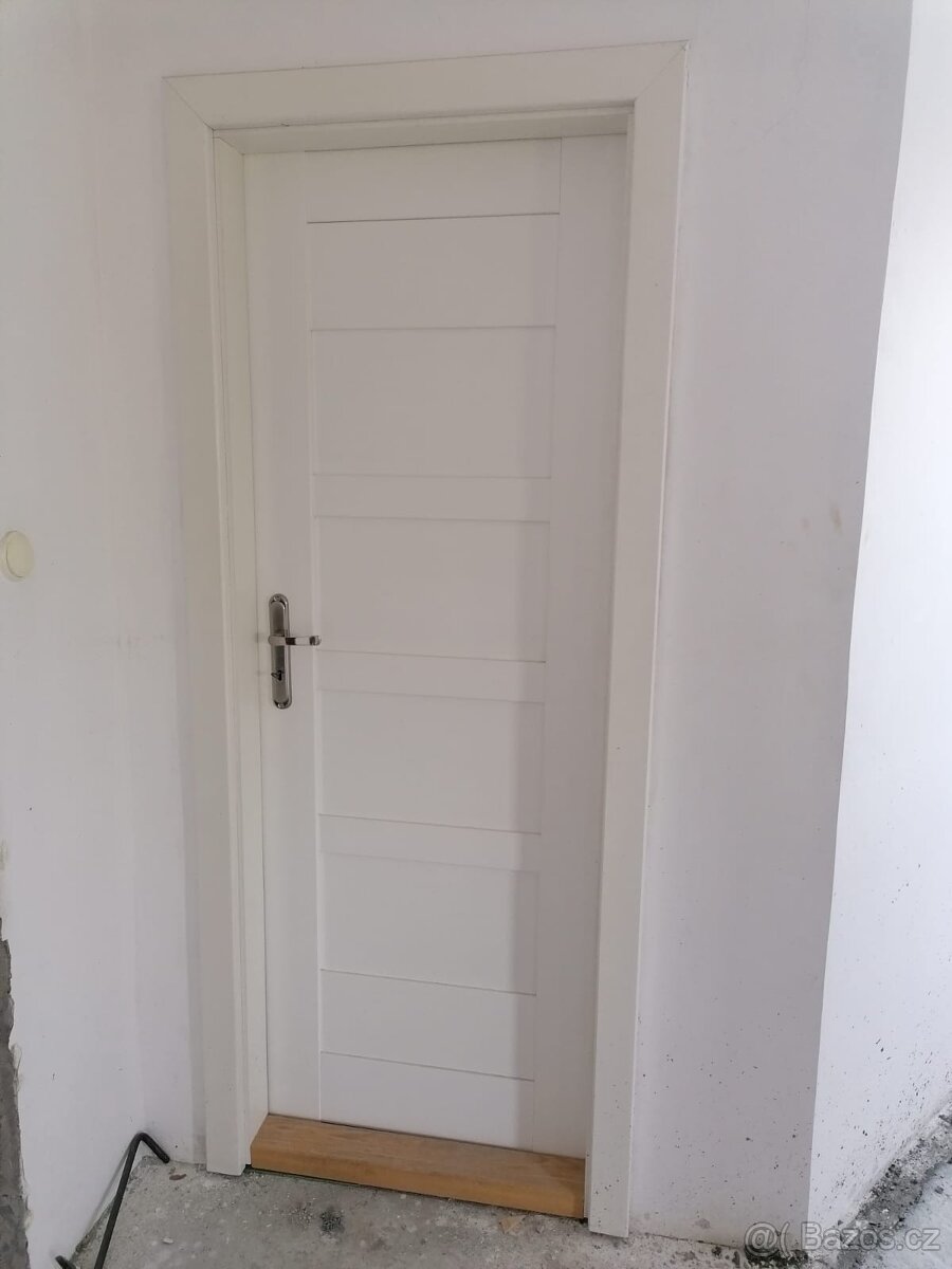 Interierove dveře, bílé V 202cm