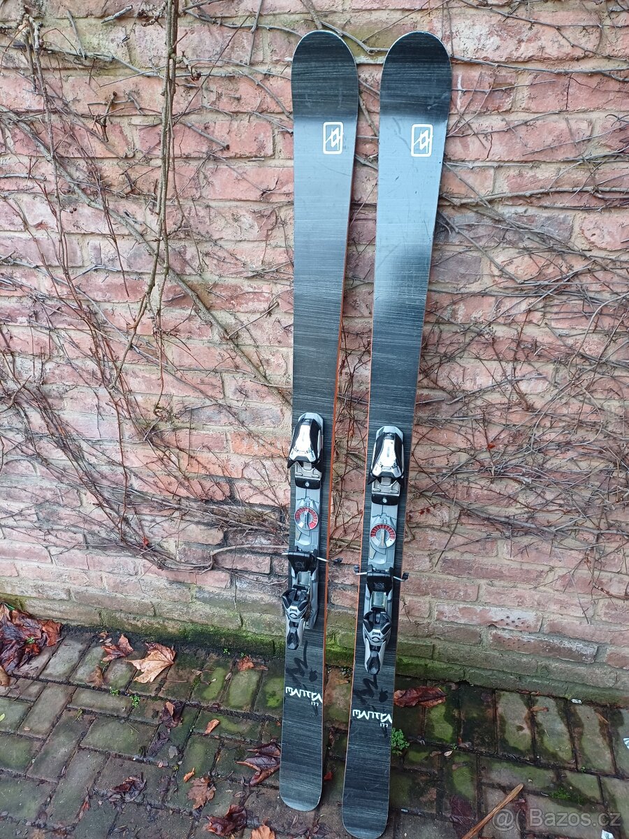 Freestylové lyže Völkl s vázáním Marker délka 175 cm