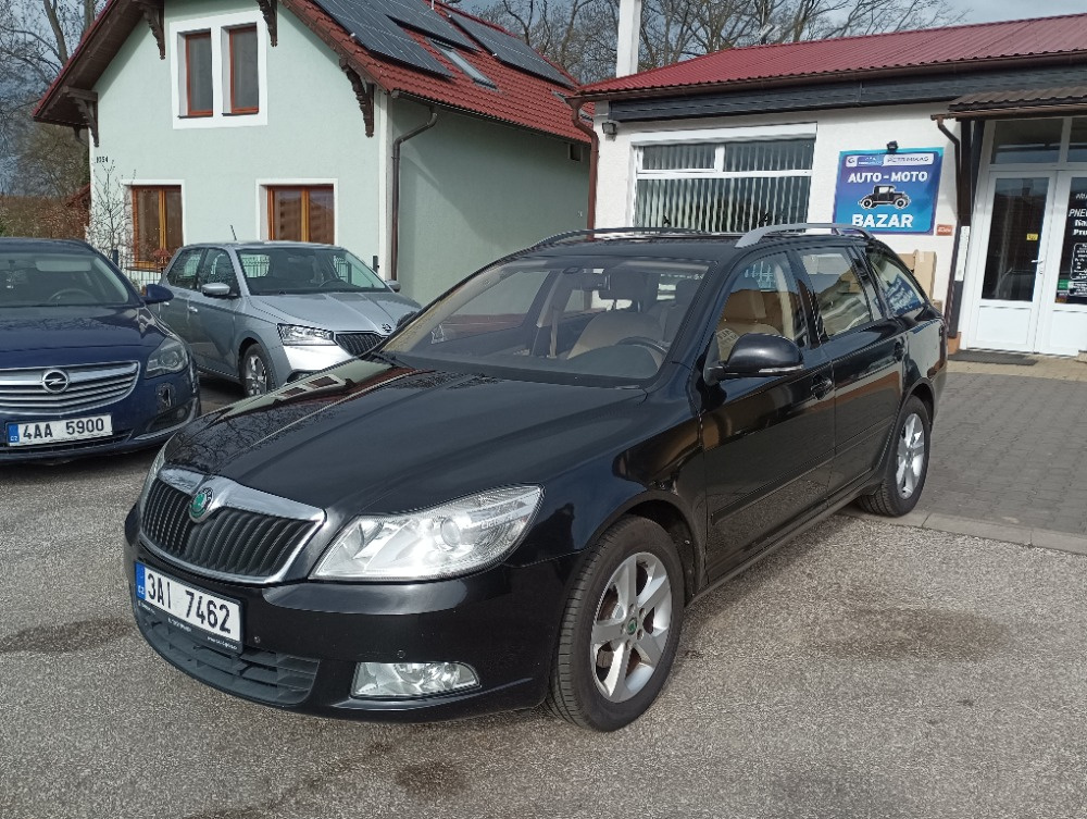 Škoda Octavia 1.6 TDi 4x4 combi -elegance, CZ