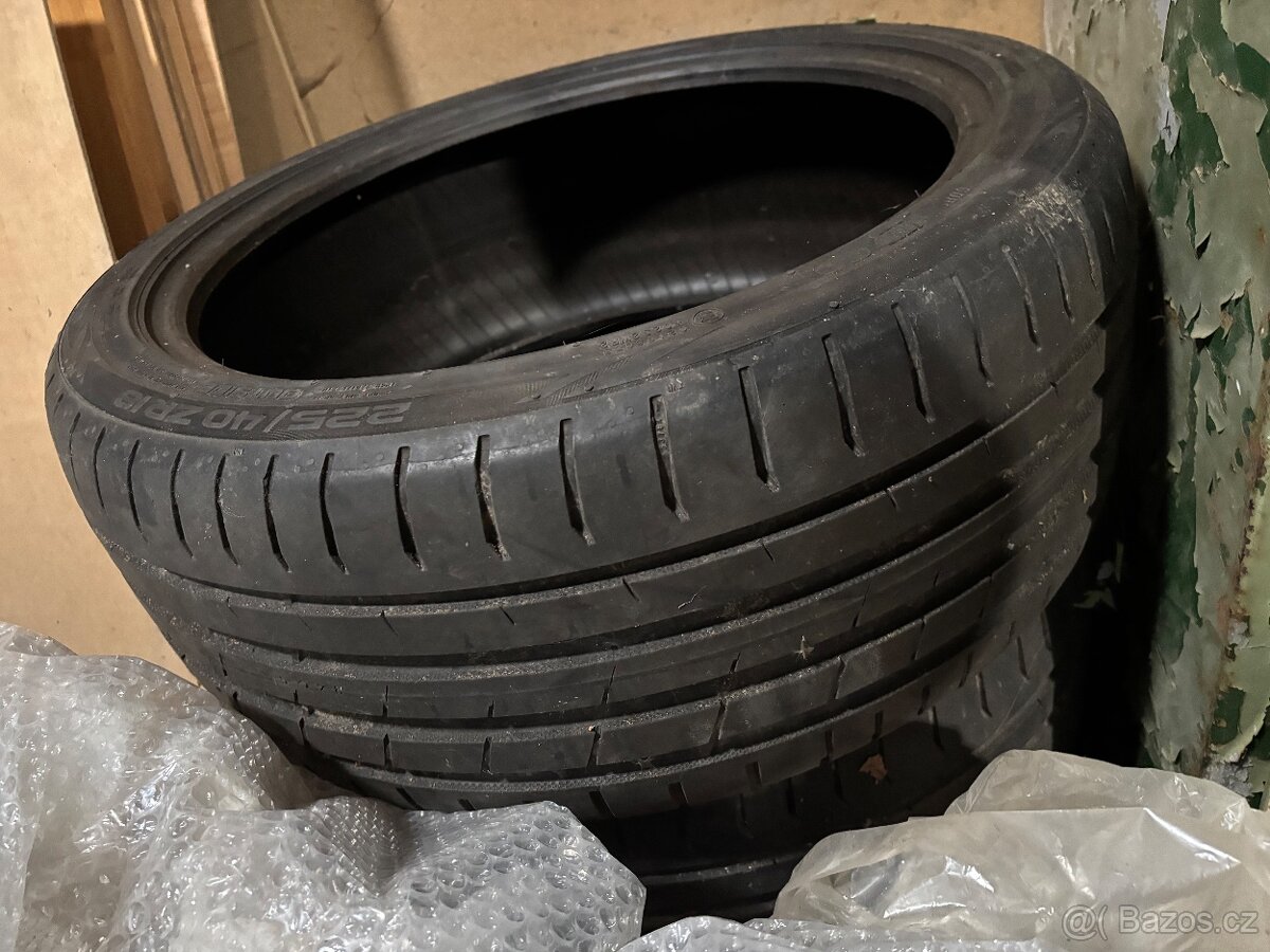 Letní pneumatiky Bridgestone – 2x 225/40 ZR18 a 2x 255/40