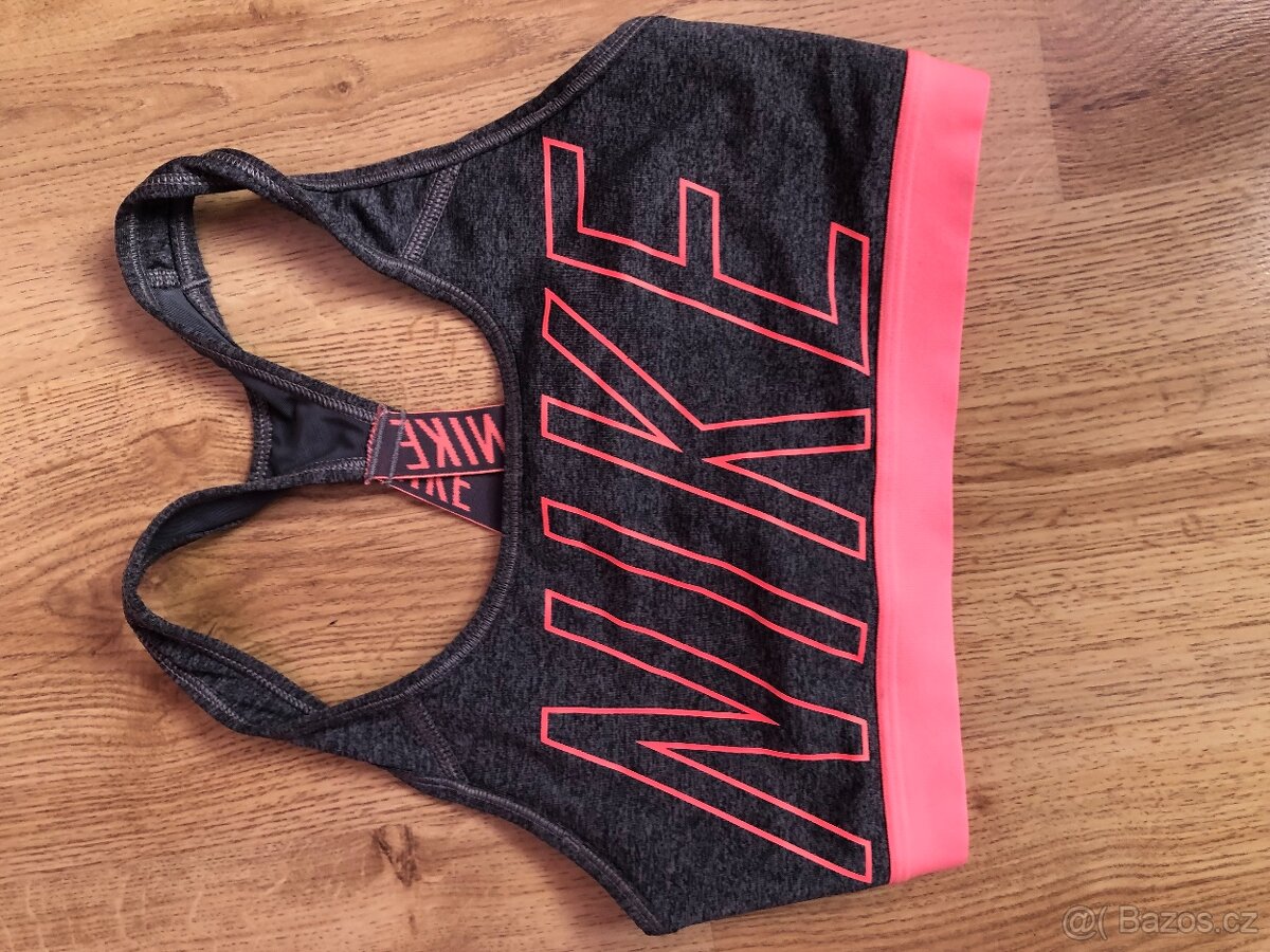 Nike nová podprsenka