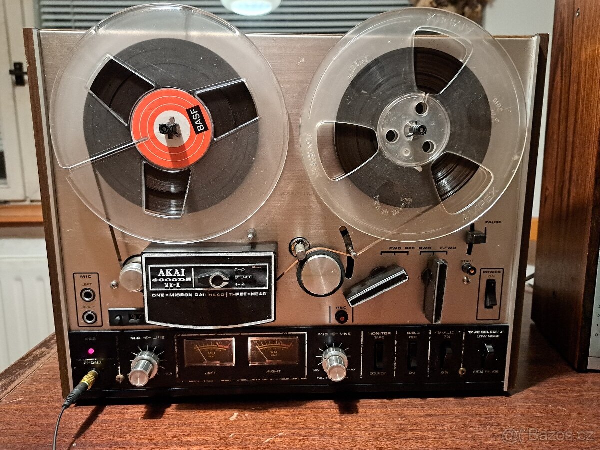Kotoučový magnetofon Akai 4000DS - MKII plně funkční