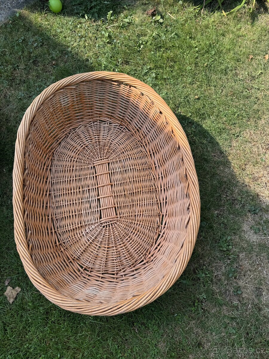 Prouteny kos na psa menší