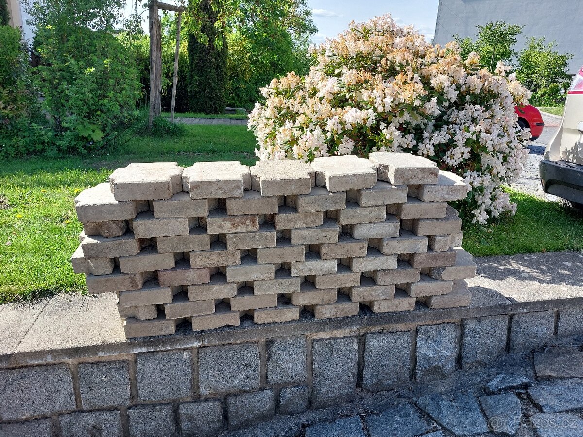 Zámková dlažba za odvoz