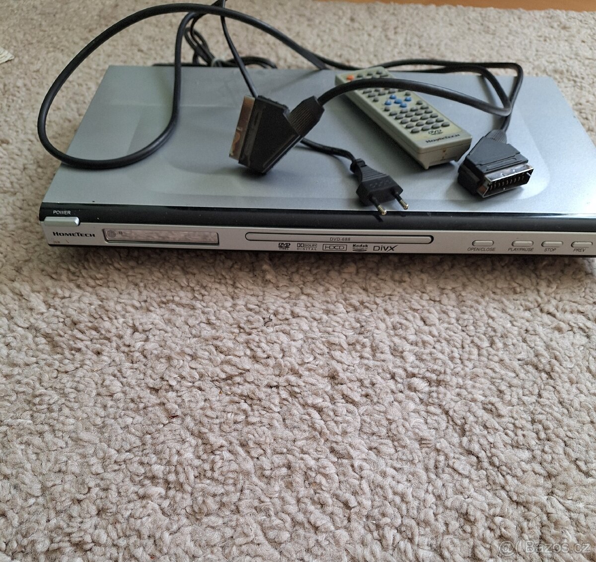 DVD přehrávač Hometech 688