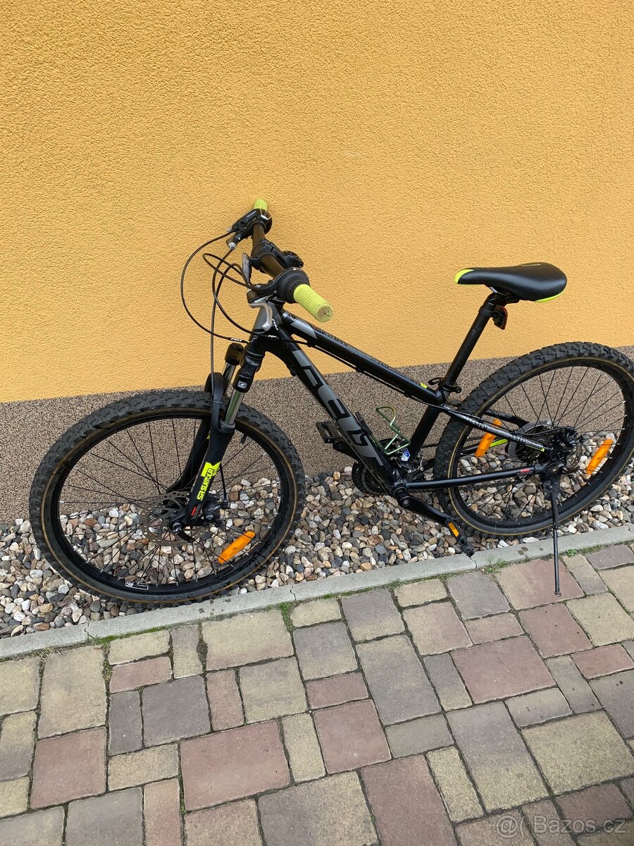 Juniorské kolo FELT 24”