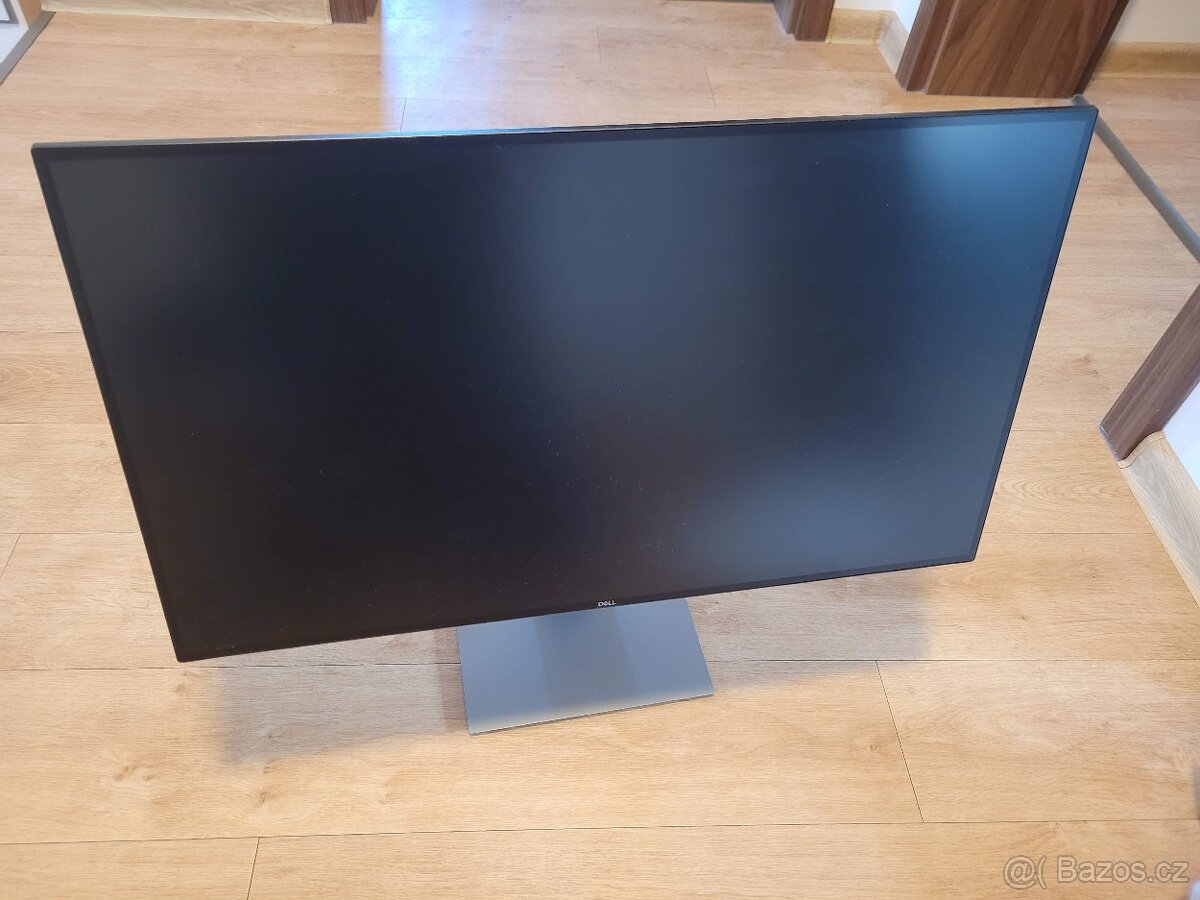 27" Dell U2719D UltraSharp