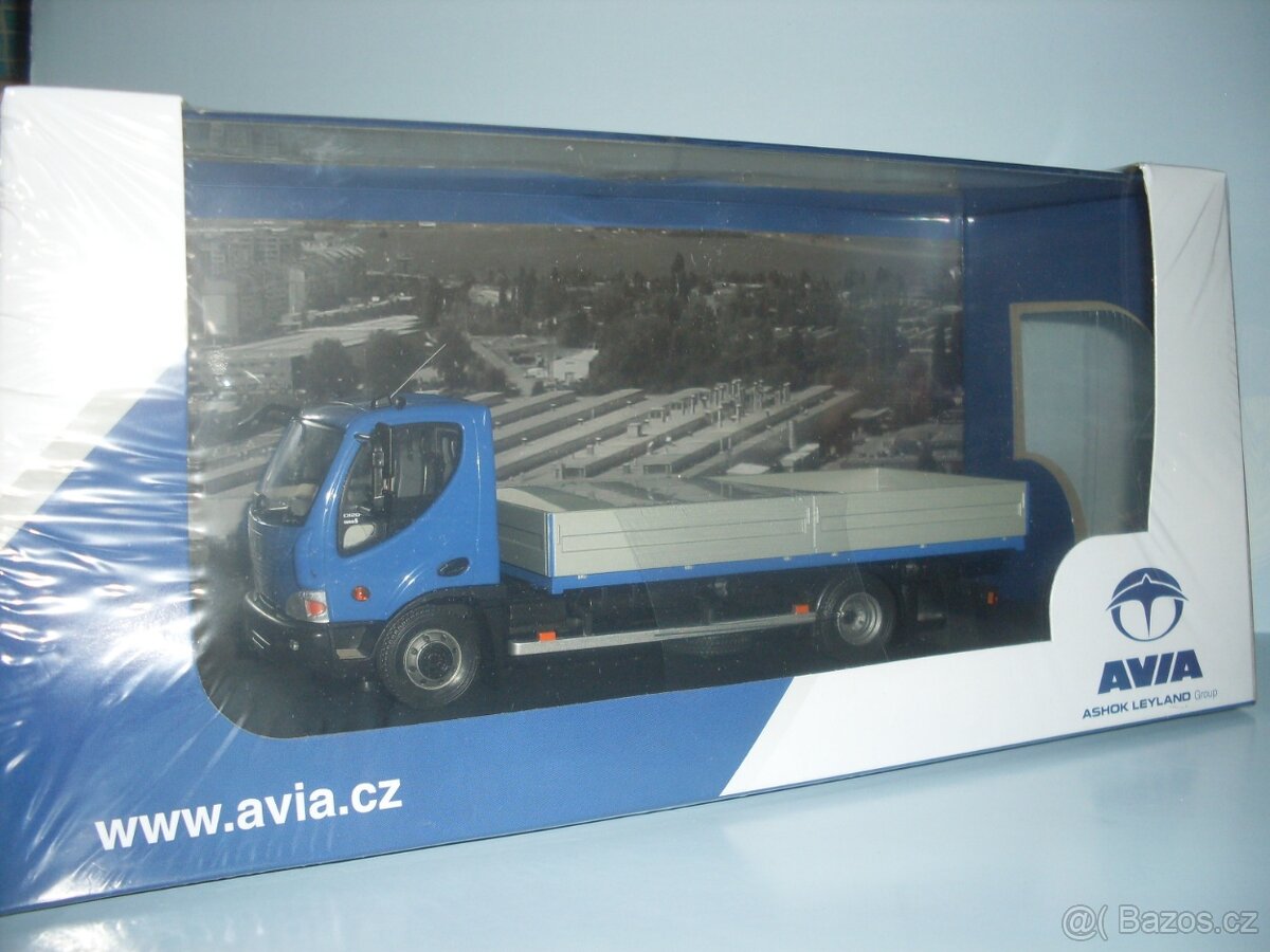 Model AVIA  D-Line valník modrý 1:43
