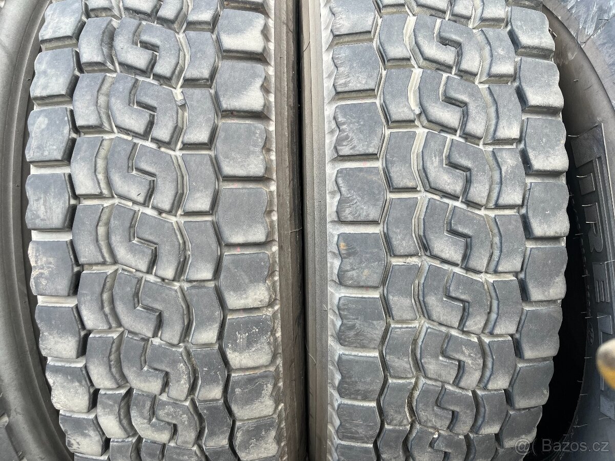 BRIDGESTONE 275/80r22.5 275/80/22.5 275-80-22.5