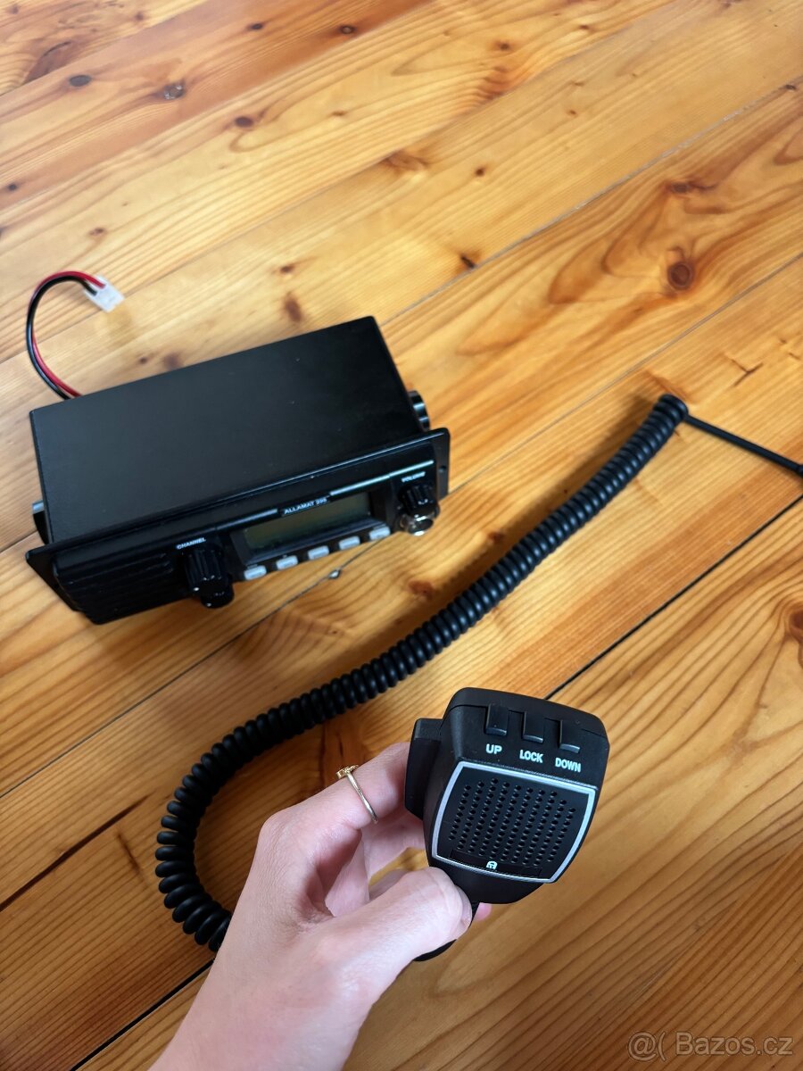 Allamat 298 radiovysílačka