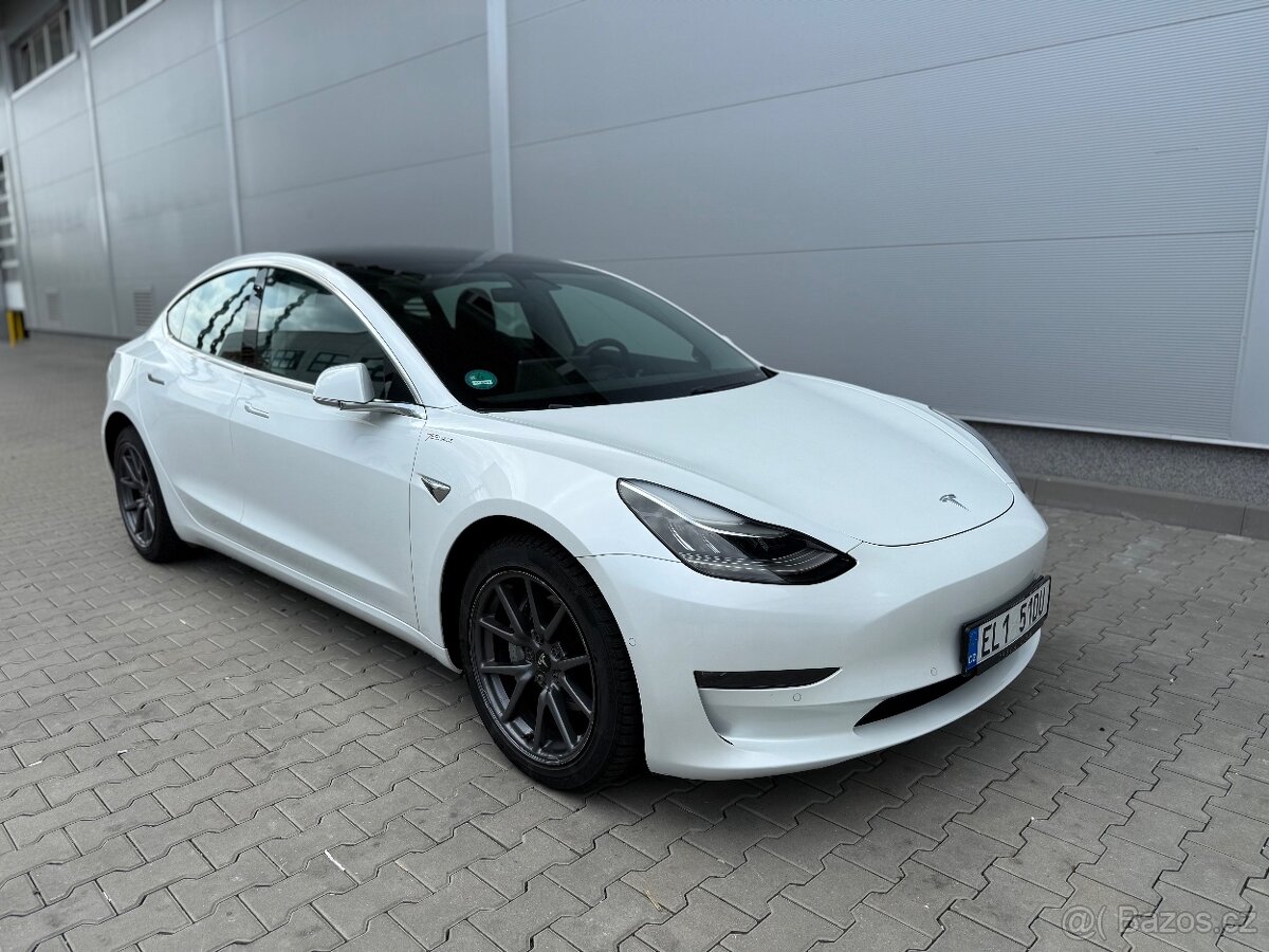 Tesla Model 3 Long Range 4x4 záruka 2028 DPH
