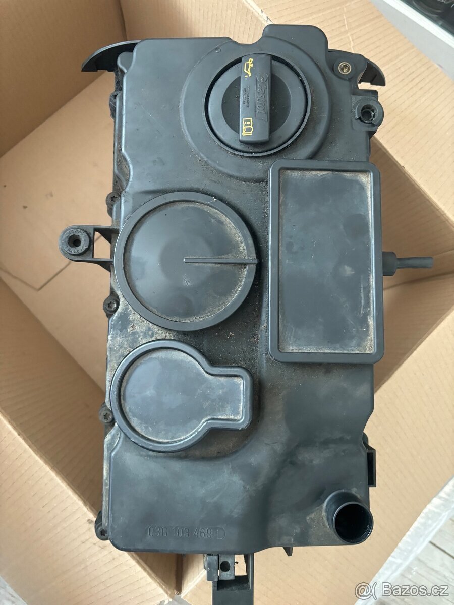 Víko ventilů Passat B6