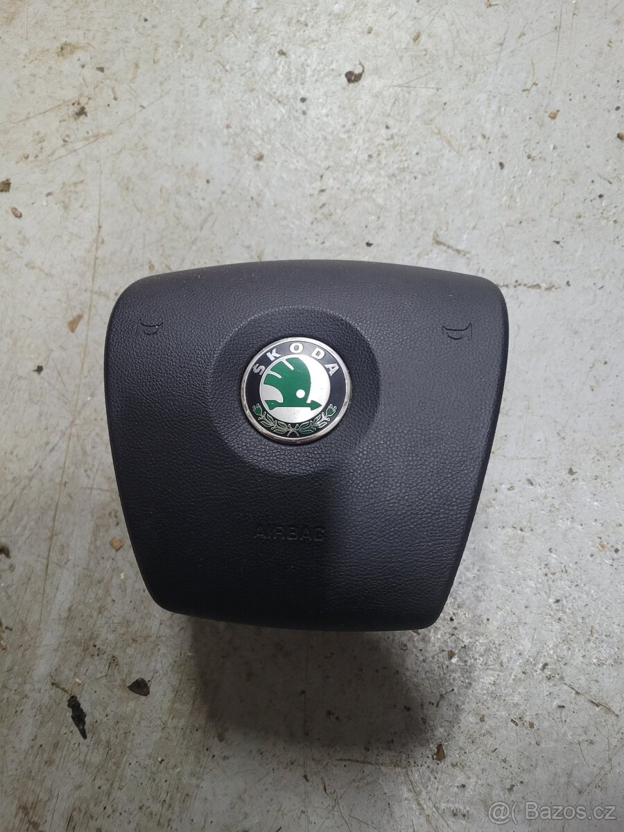 Skoda Octavia II air bag řidiče před facelif
