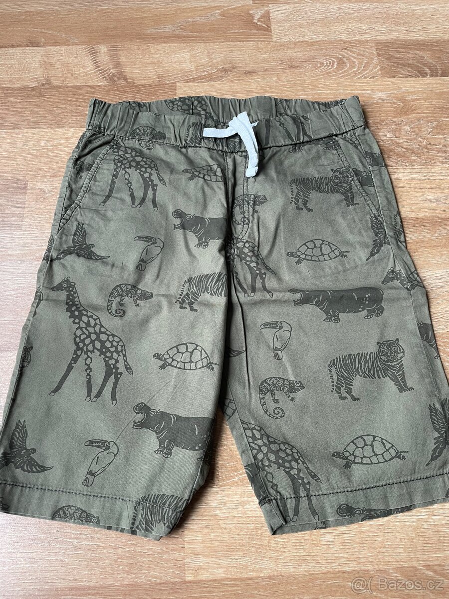 Kraťasy H&M velikost 134