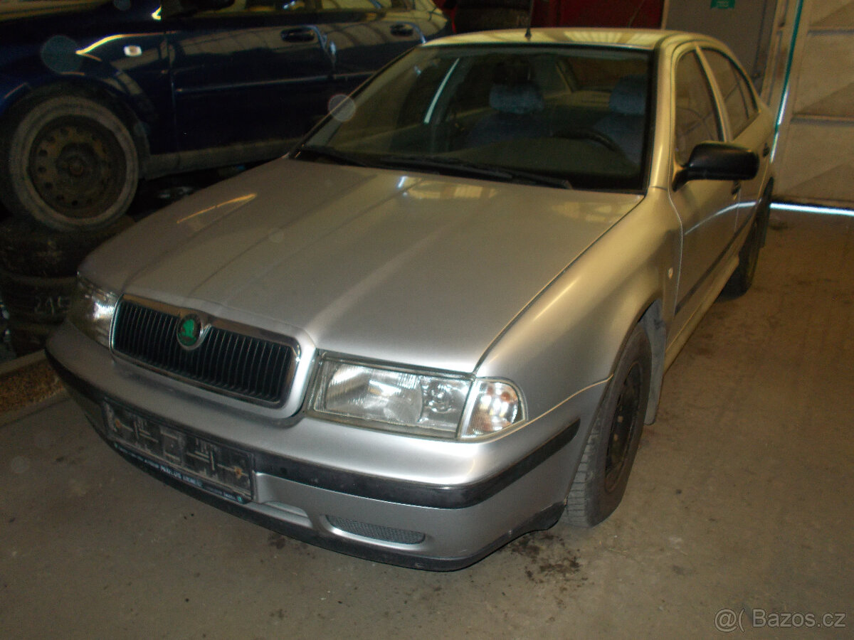 Prodám ND z nebourané garážované ŠKODY OCTAVIE r.1998