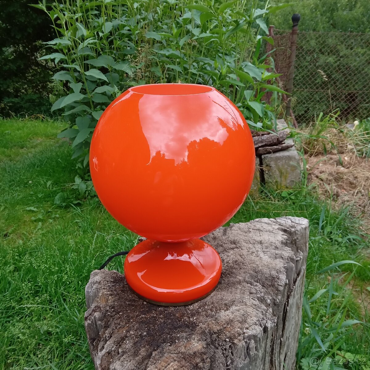 Stolní retro lampa