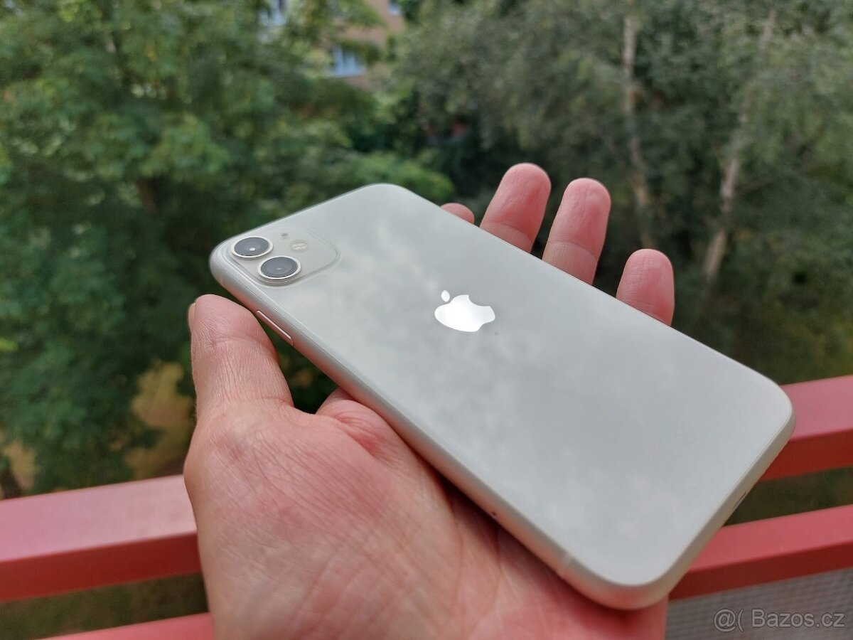 apple iphone 11--paměť 128 gb--