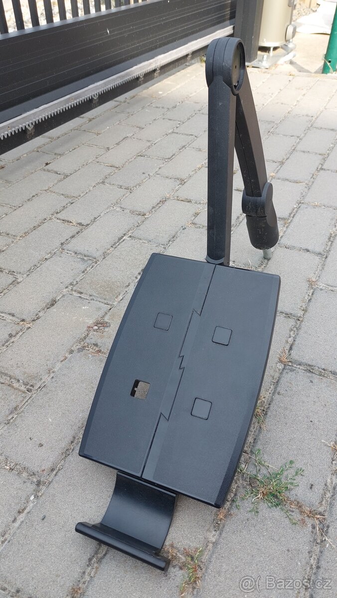 Držák telefonu