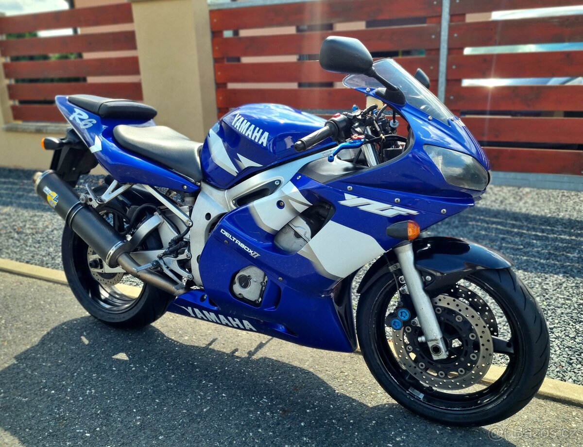 Yamaha R6