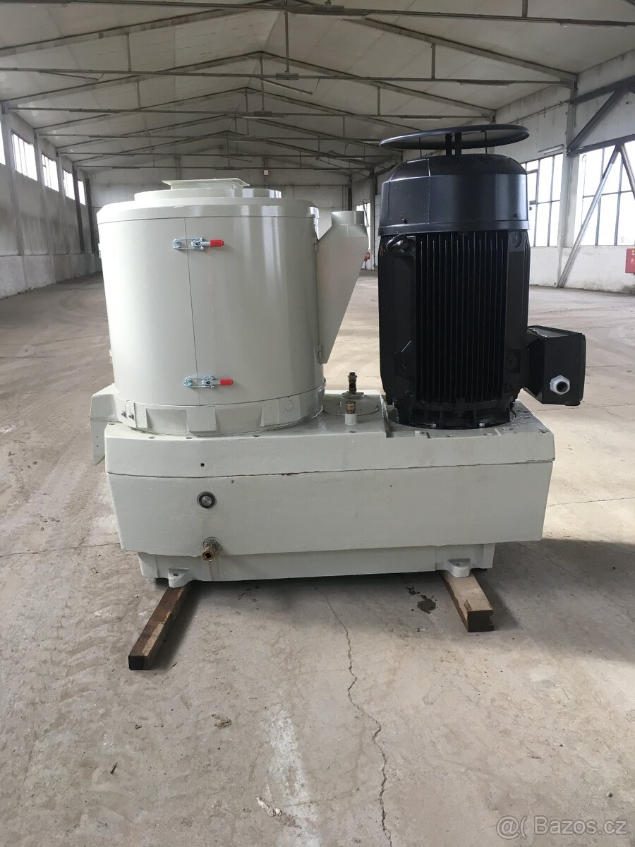 Peletovací lis TL 700 , granulátor