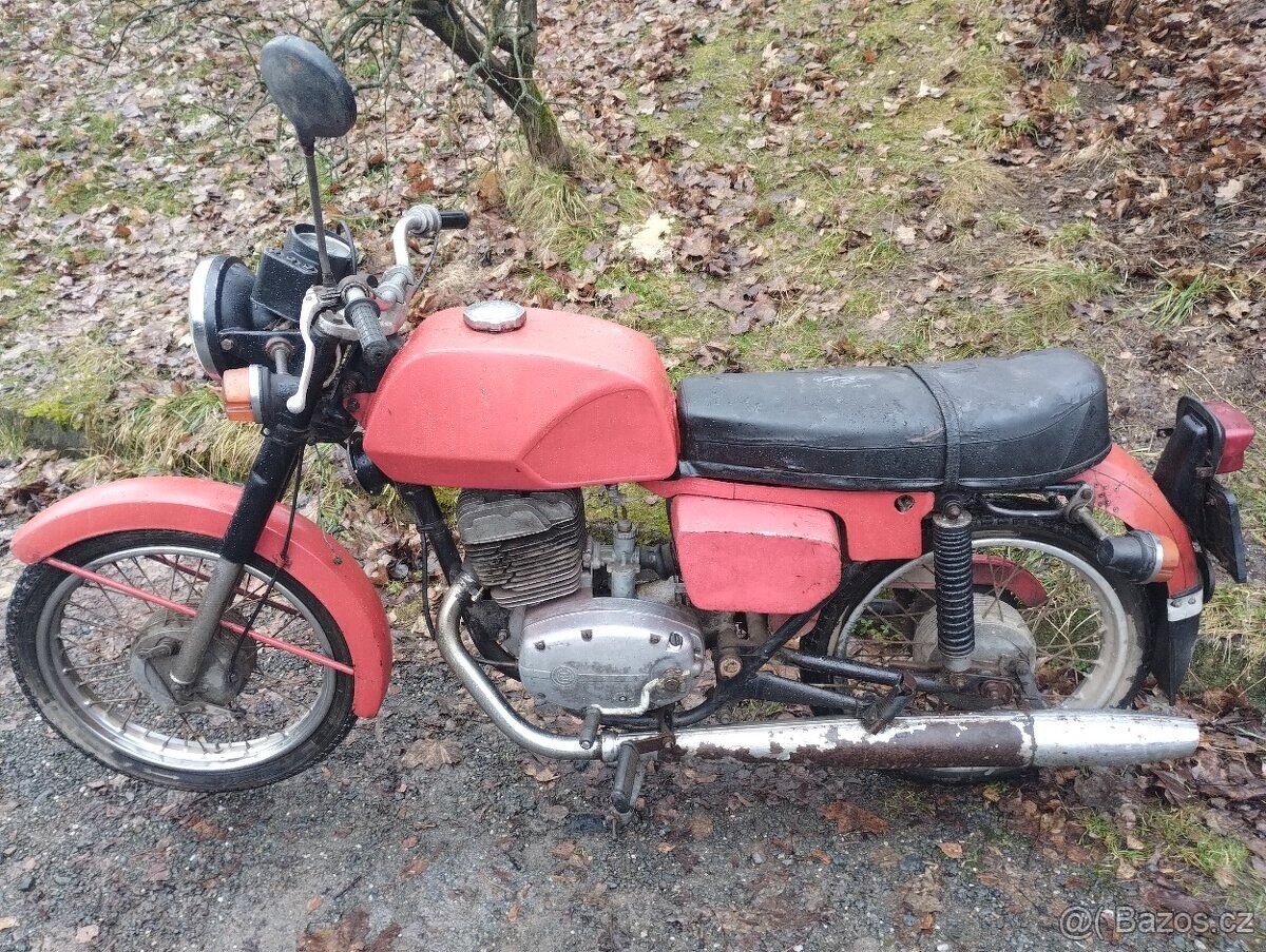 ČZ 125/488 viz.foto -