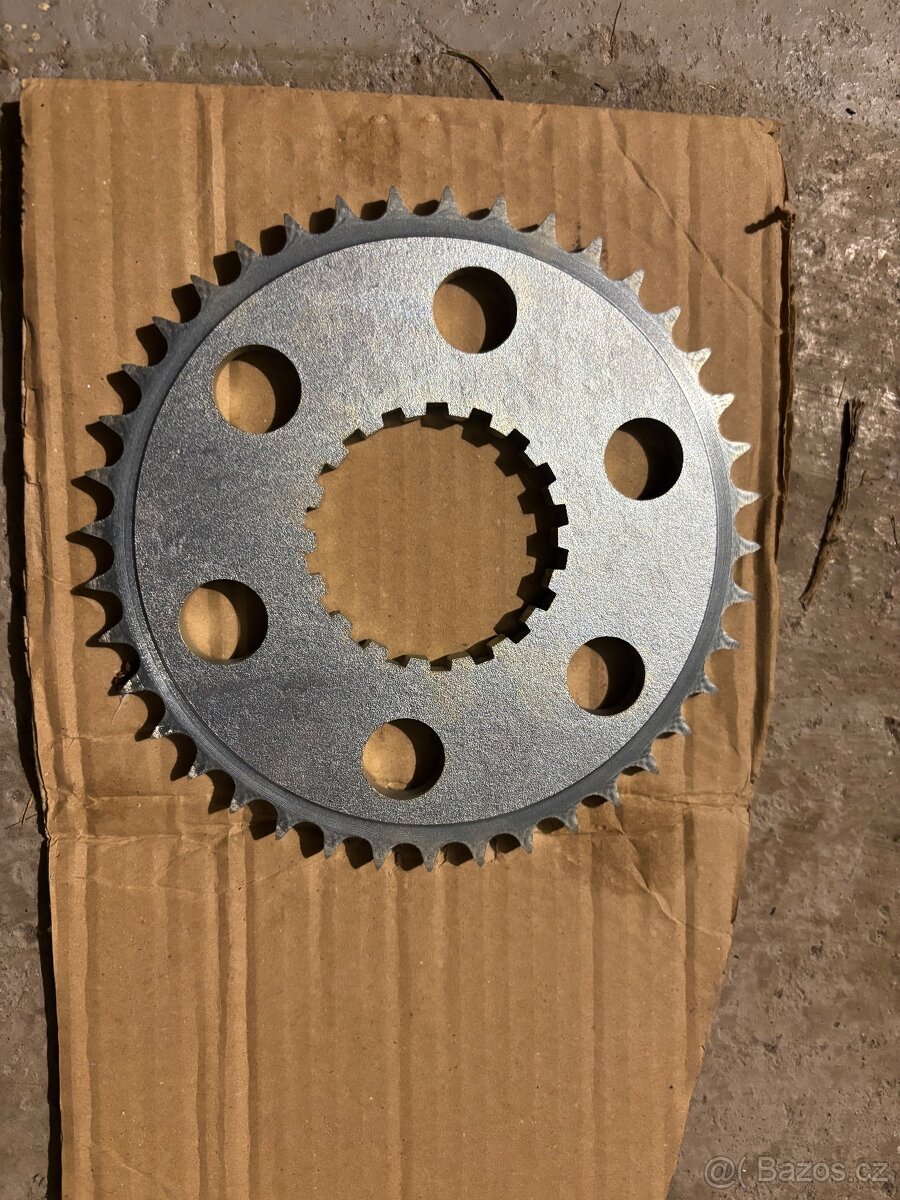 Rozeta skůtr čezeta