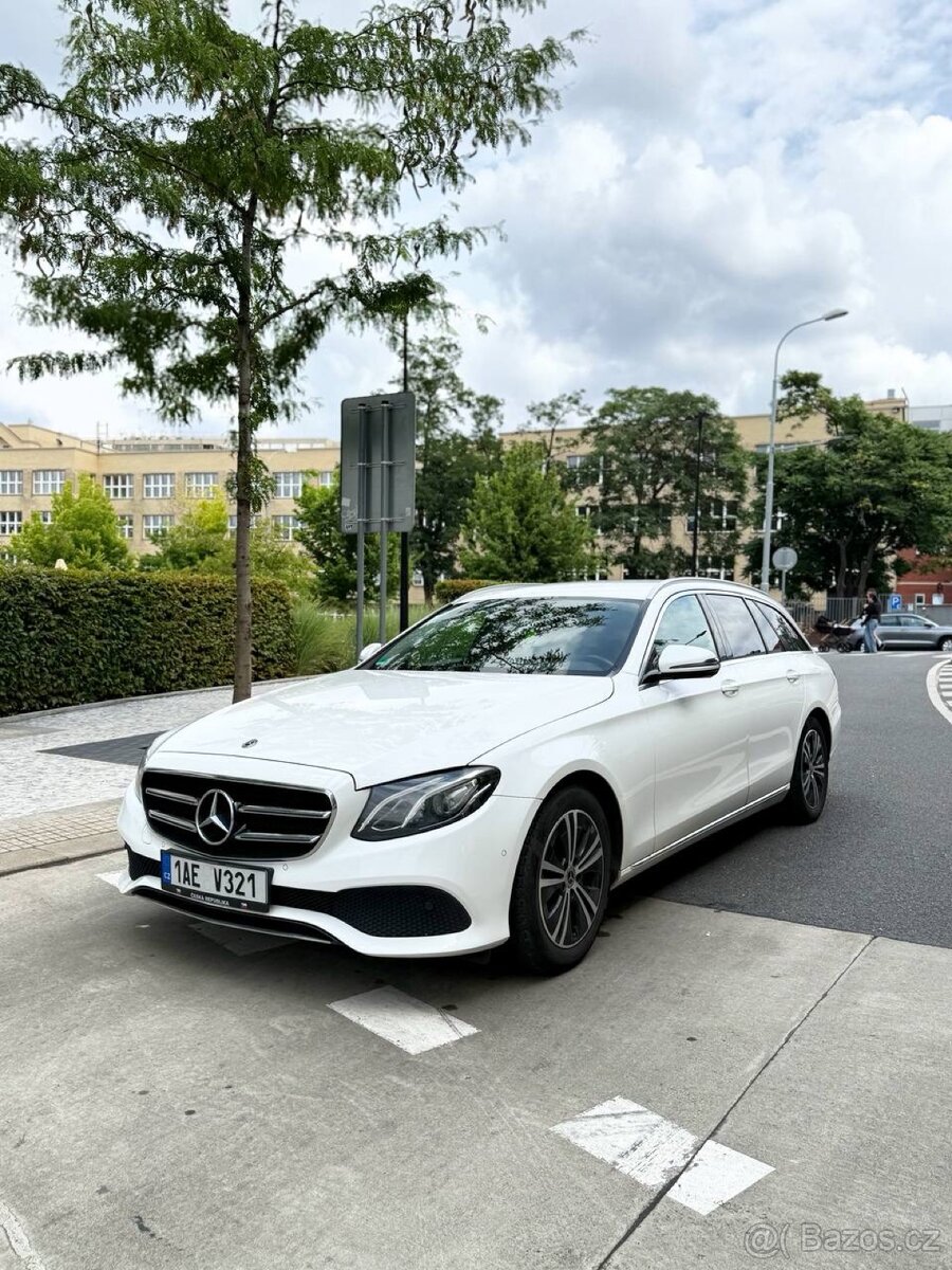 Mercedes-Benz E200 CDI