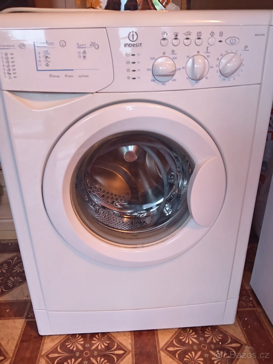 Pračka Indesit
