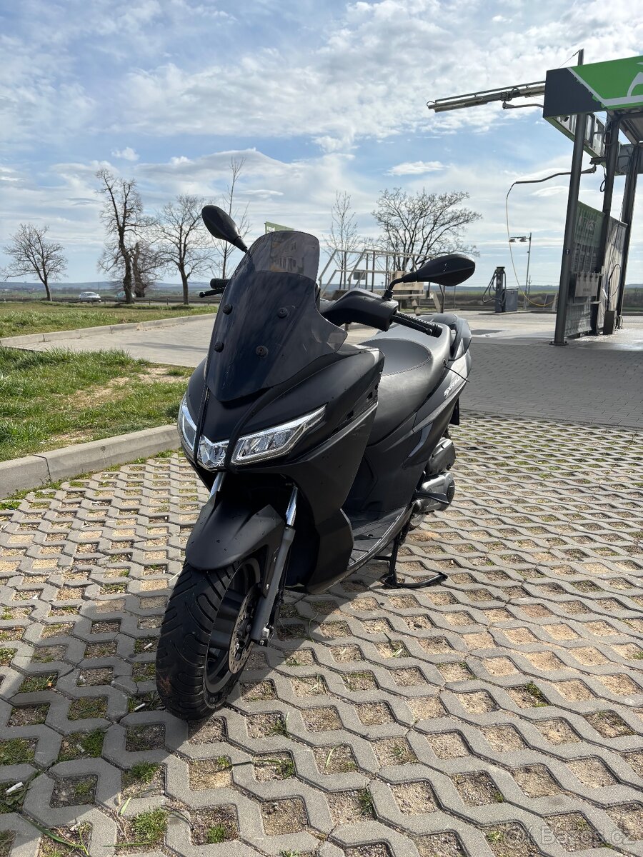 Aprilia sxr 50