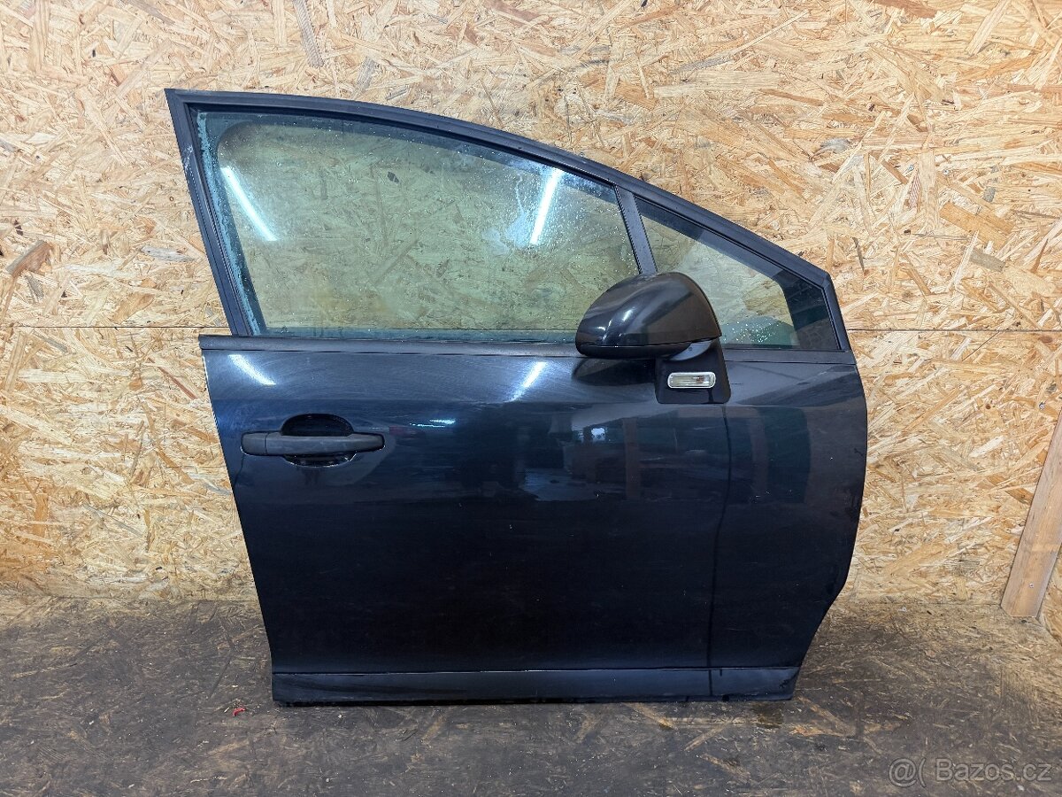 NASTROJENÉ PRAVÉ PŘEDNÍ DVEŘE CITROEN C4 2004-2009