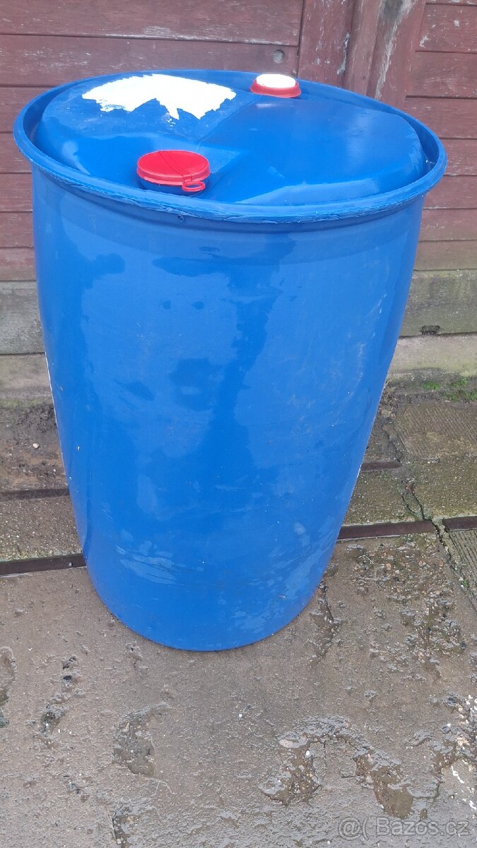 Plastový  sud