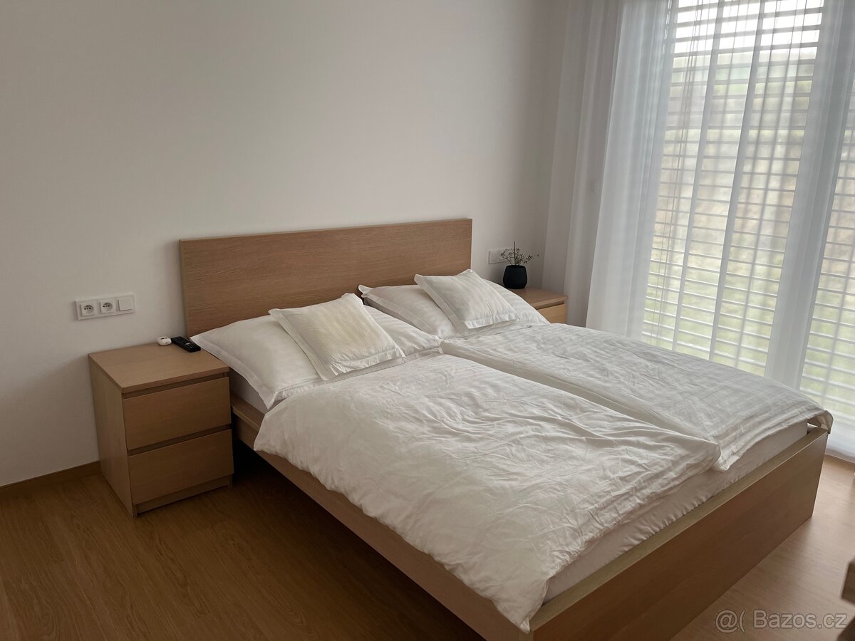 Postel IKEA Malm