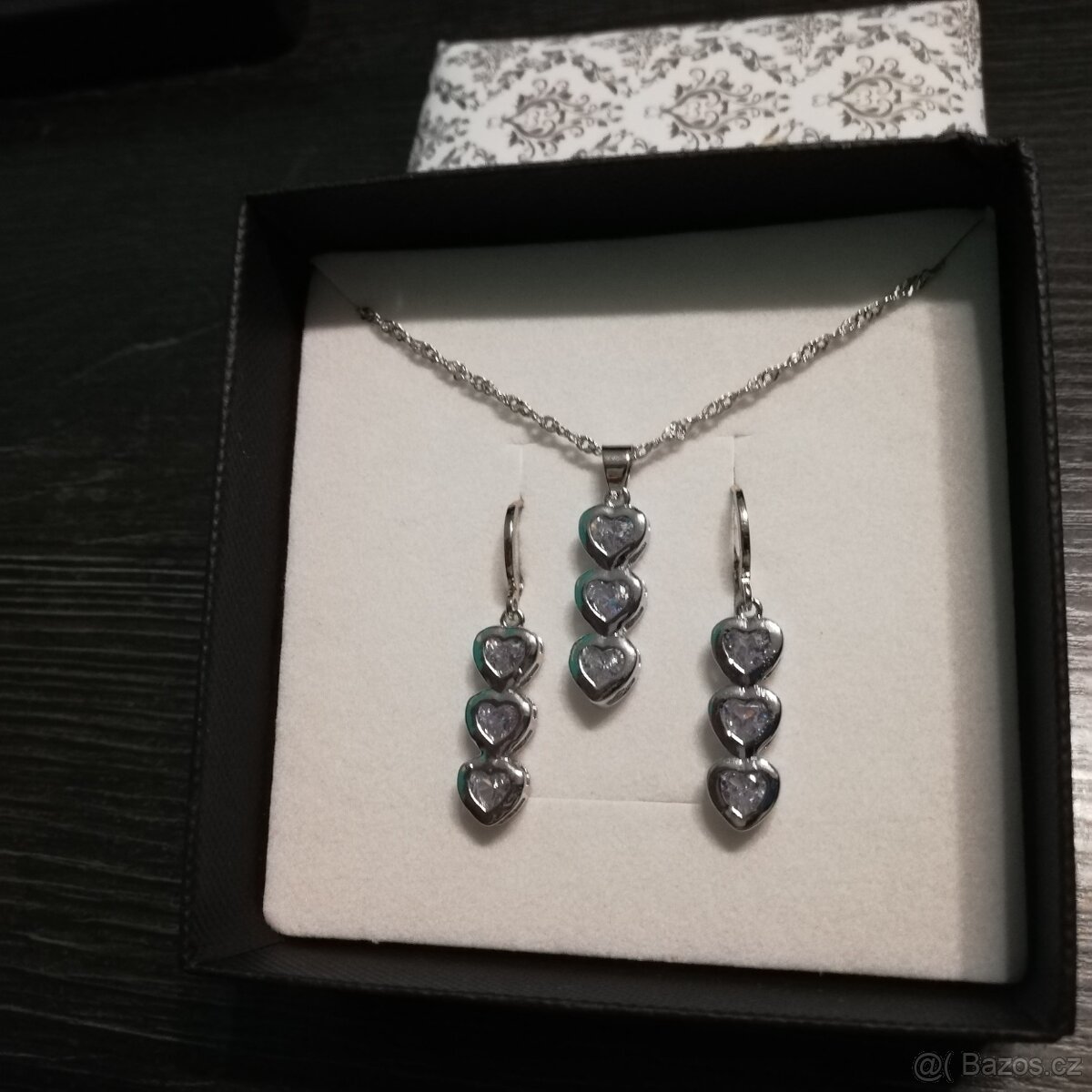 Sada stříbrná srdíčka