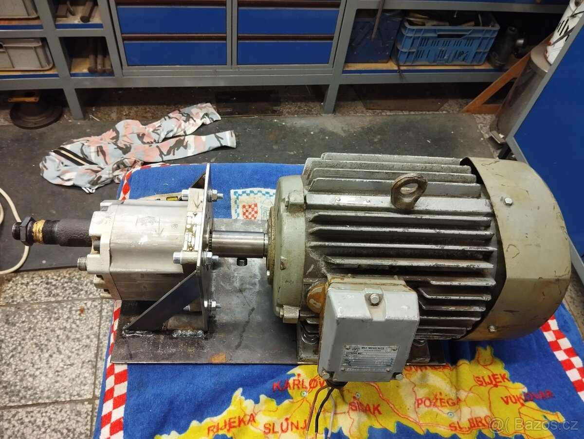 Elektromotor 2, 2KW s hydraulickým čerpadlem