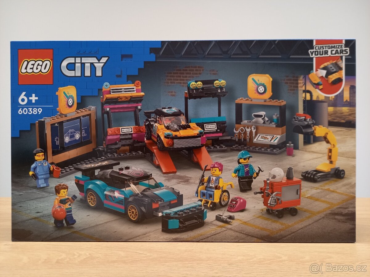 LEGO City 60389 Custom Car Garage - nový