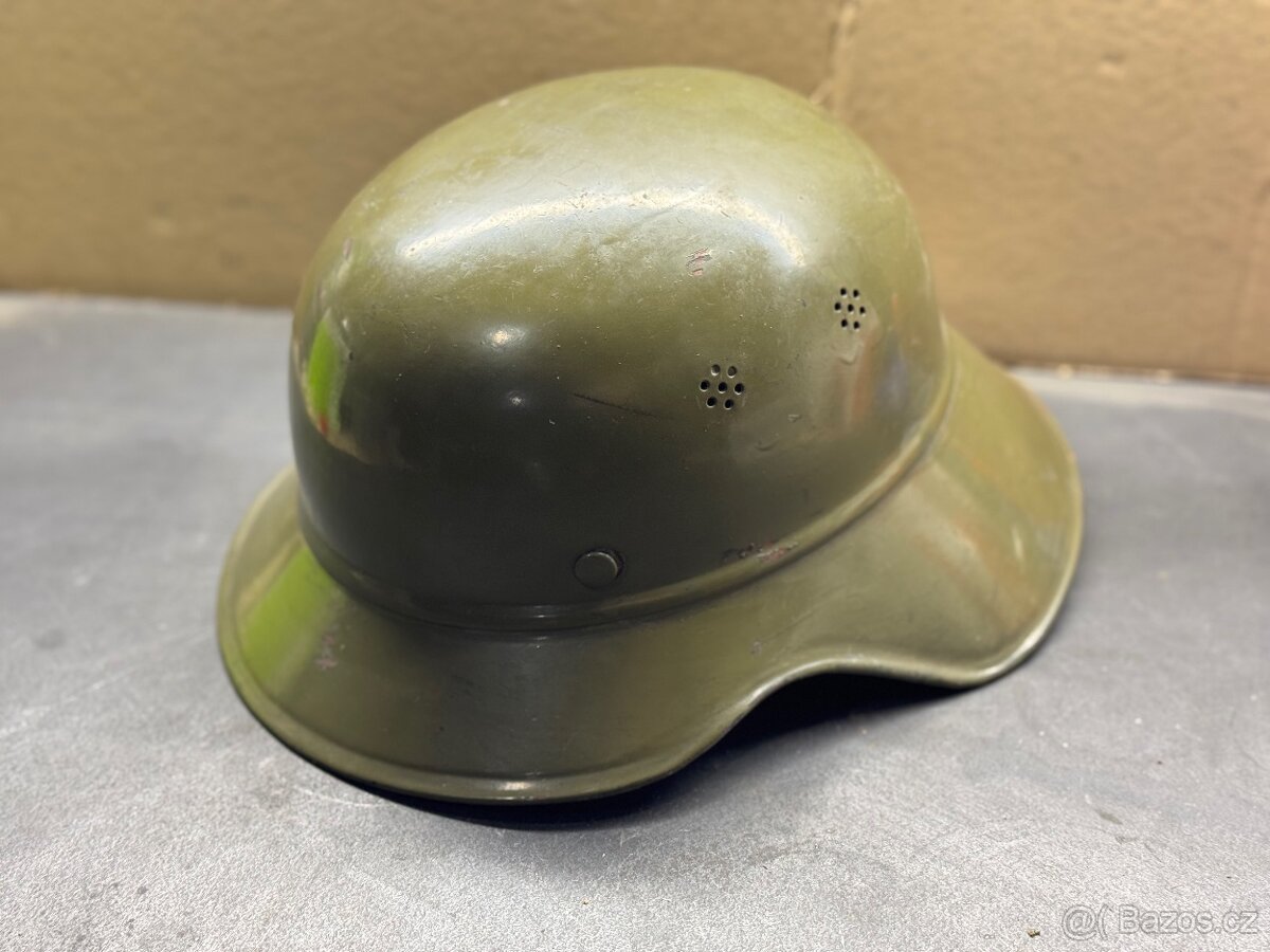 Luftschutz helma gladiátor