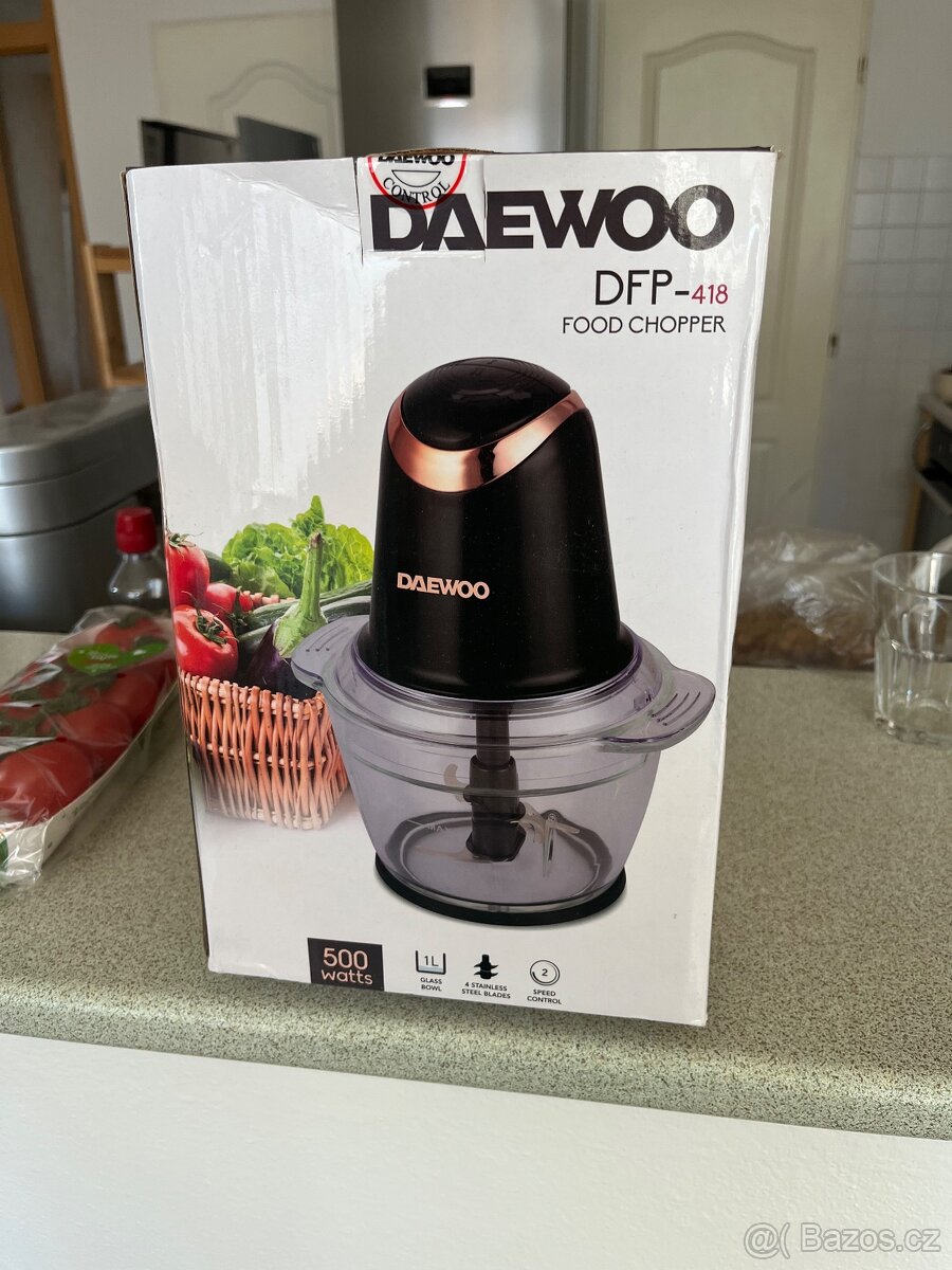 Sekáček food chopper DaewooDFP 418