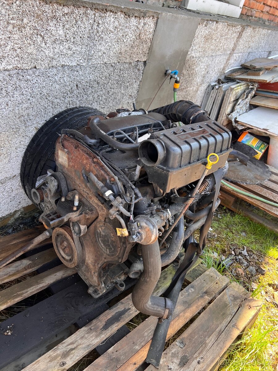 Ford transit motor 2.5td