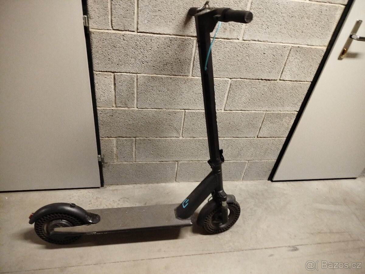 Prodám koloběžku  URBIS 7,1