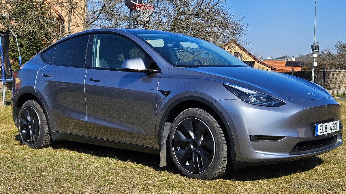 Tesla model Y, 12/2024