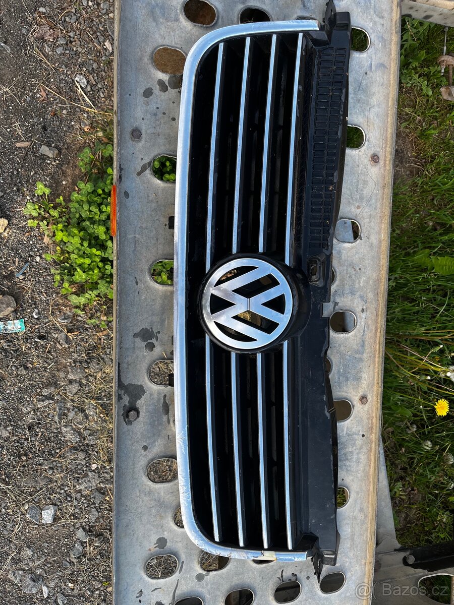 Maska Passat B5.5 neoriginální