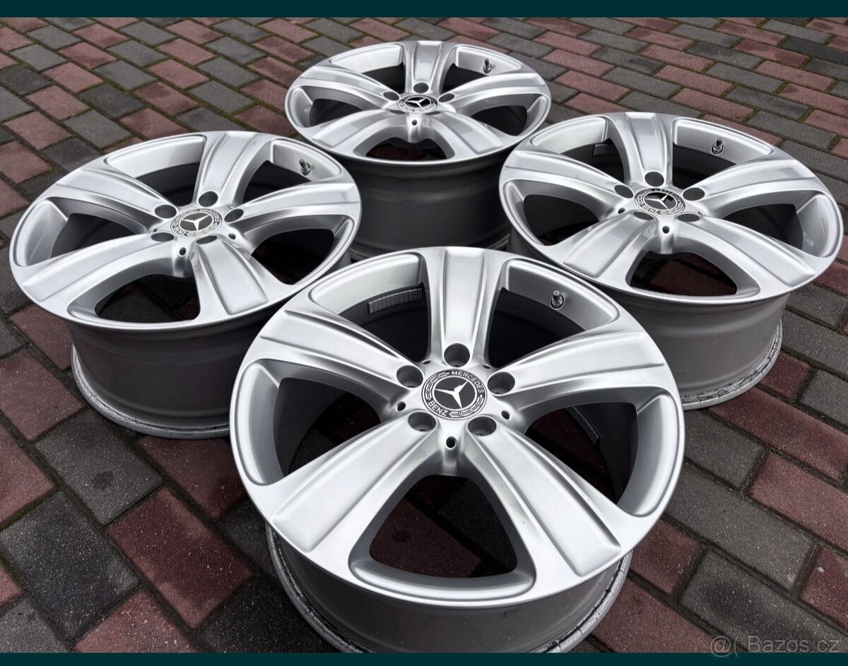 ALU kola originál Mercedes Benz R18
