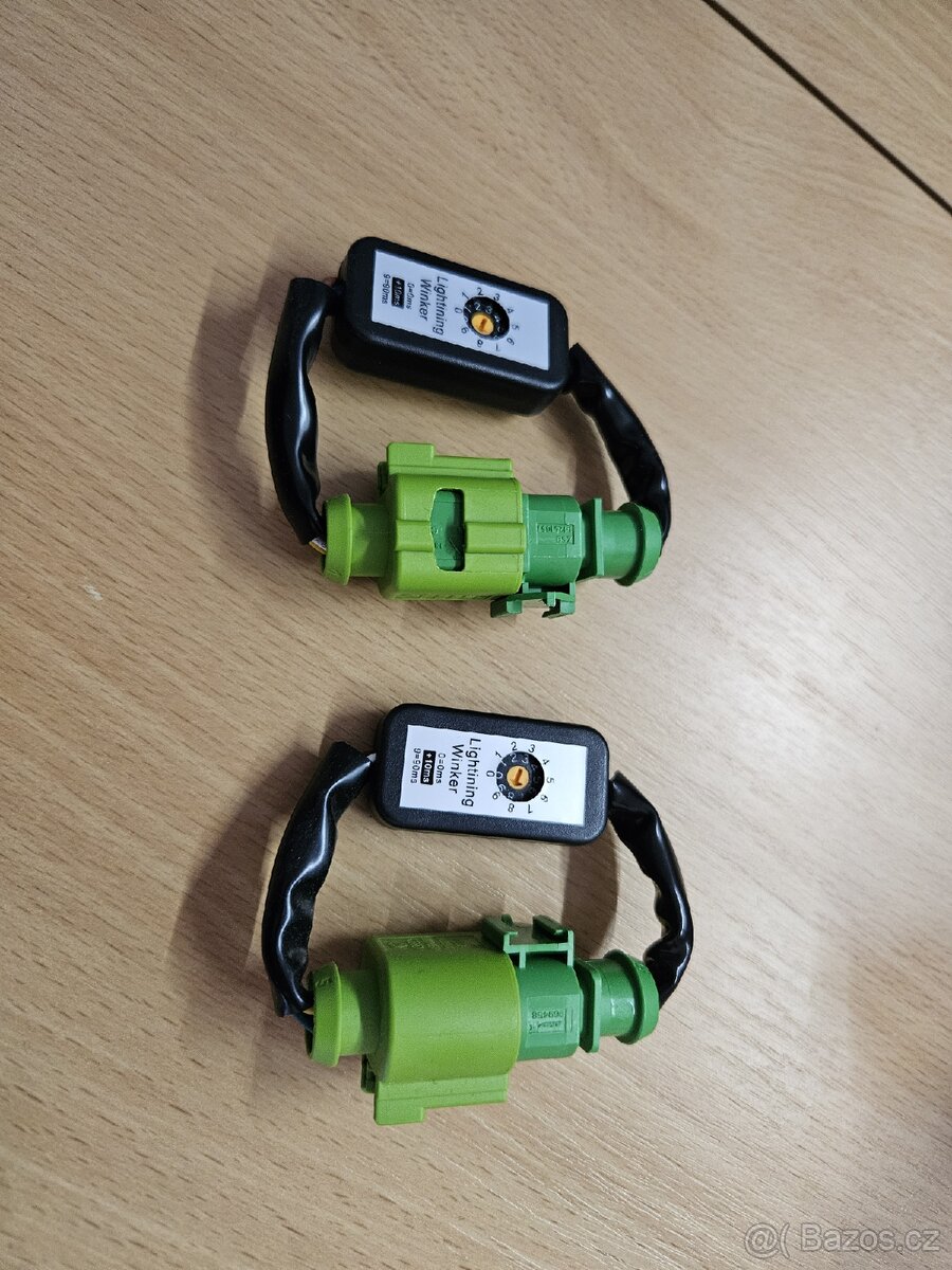 Adaptéry dynamických blinkrů